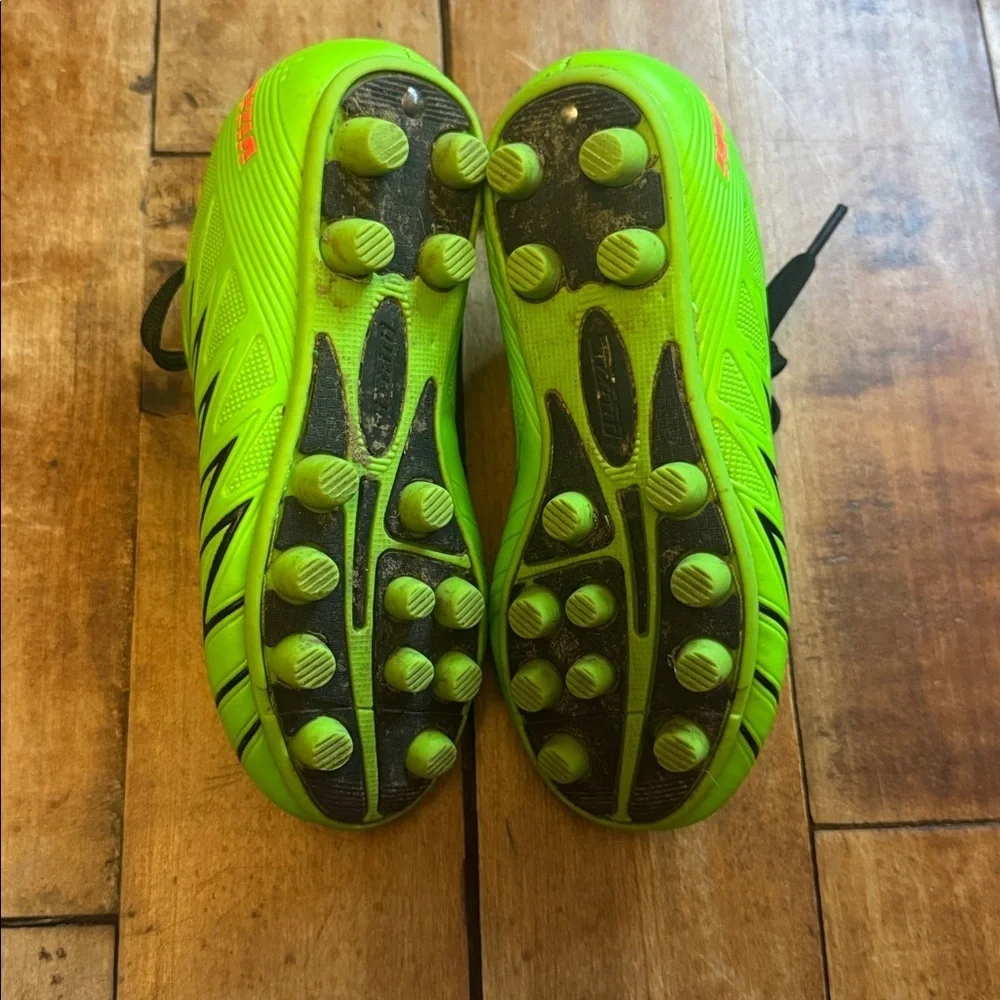 Vizari Soccer Cleats 8 C Green orange spring summer unisex neon